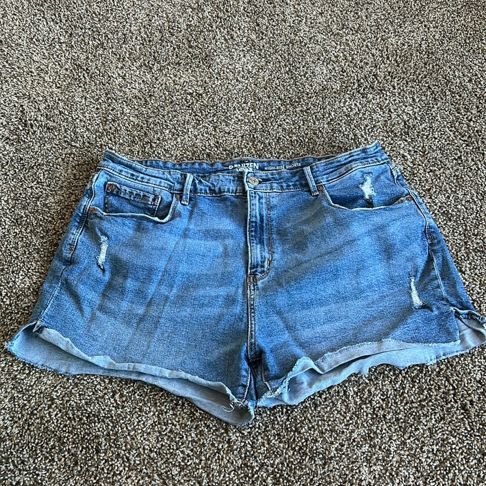 Denizen by Levi's Jean shorts size 18